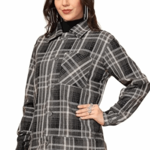 The versatile black jacket women adore offers a perfect blend of warmth, style, and comfort, making it ideal for casual outings, parties, and cold winter days.